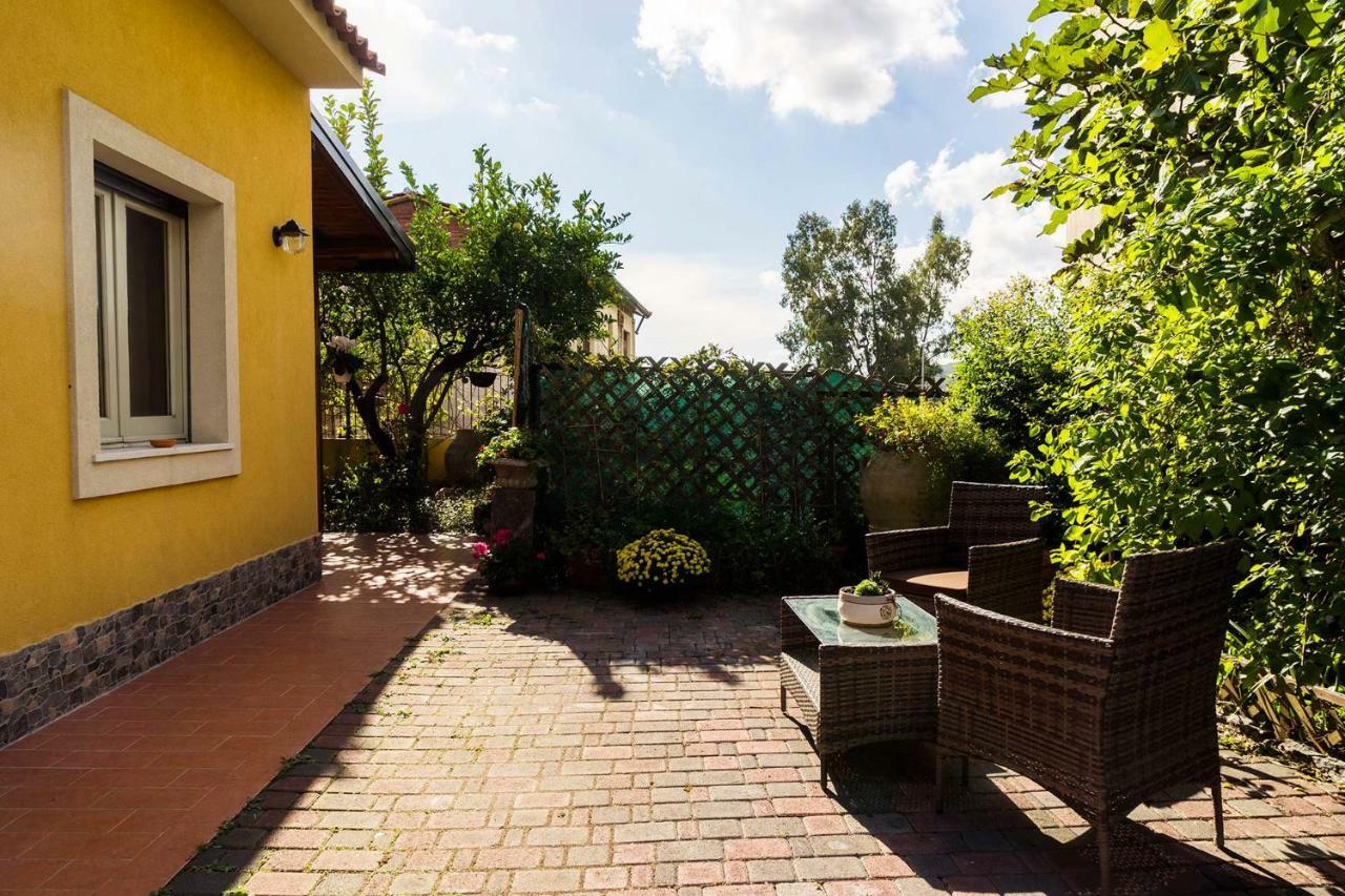 Holiday Home Luppinedda Nunziata Екстер'єр фото