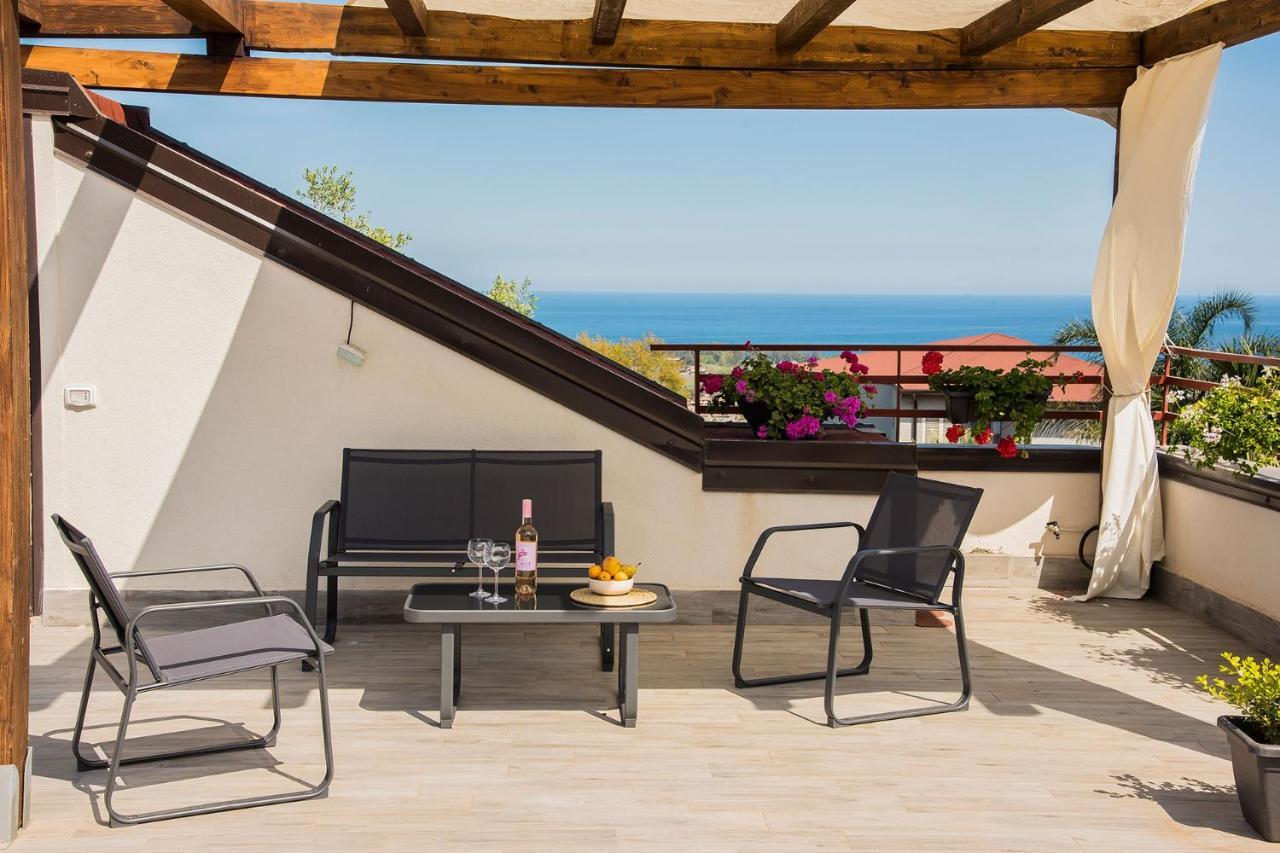 Holiday Home Luppinedda Nunziata Екстер'єр фото